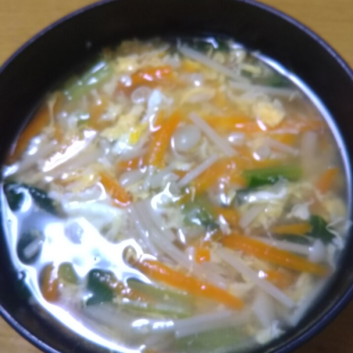 野菜たっぷりたまごスープ